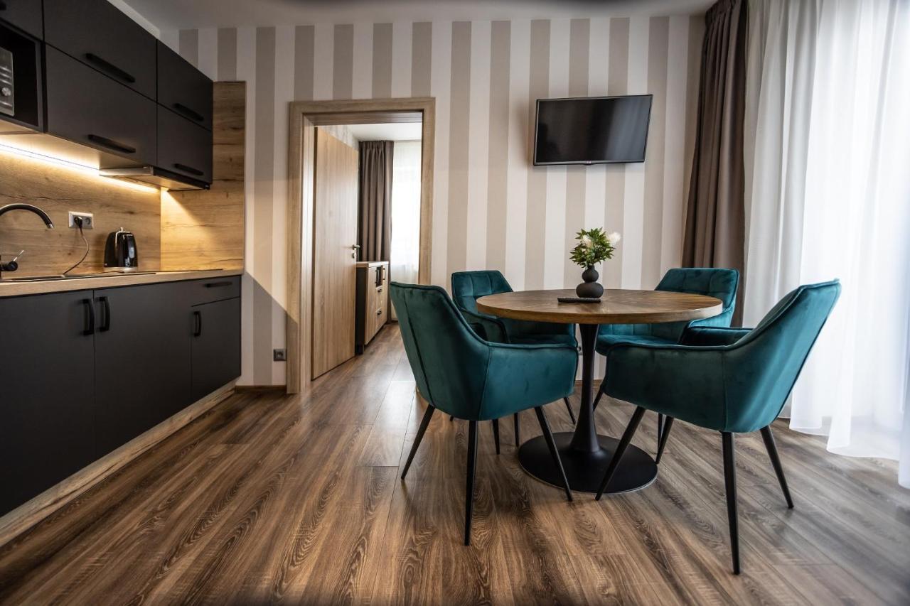 Hotel Demanova Apartments - Dependance Liptovský Mikuláš Extérieur photo