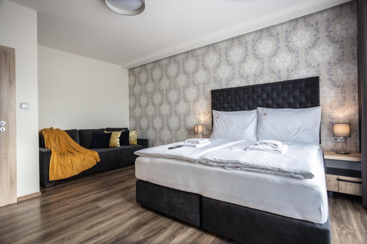 Hotel Demanova Apartments - Dependance Liptovský Mikuláš Extérieur photo