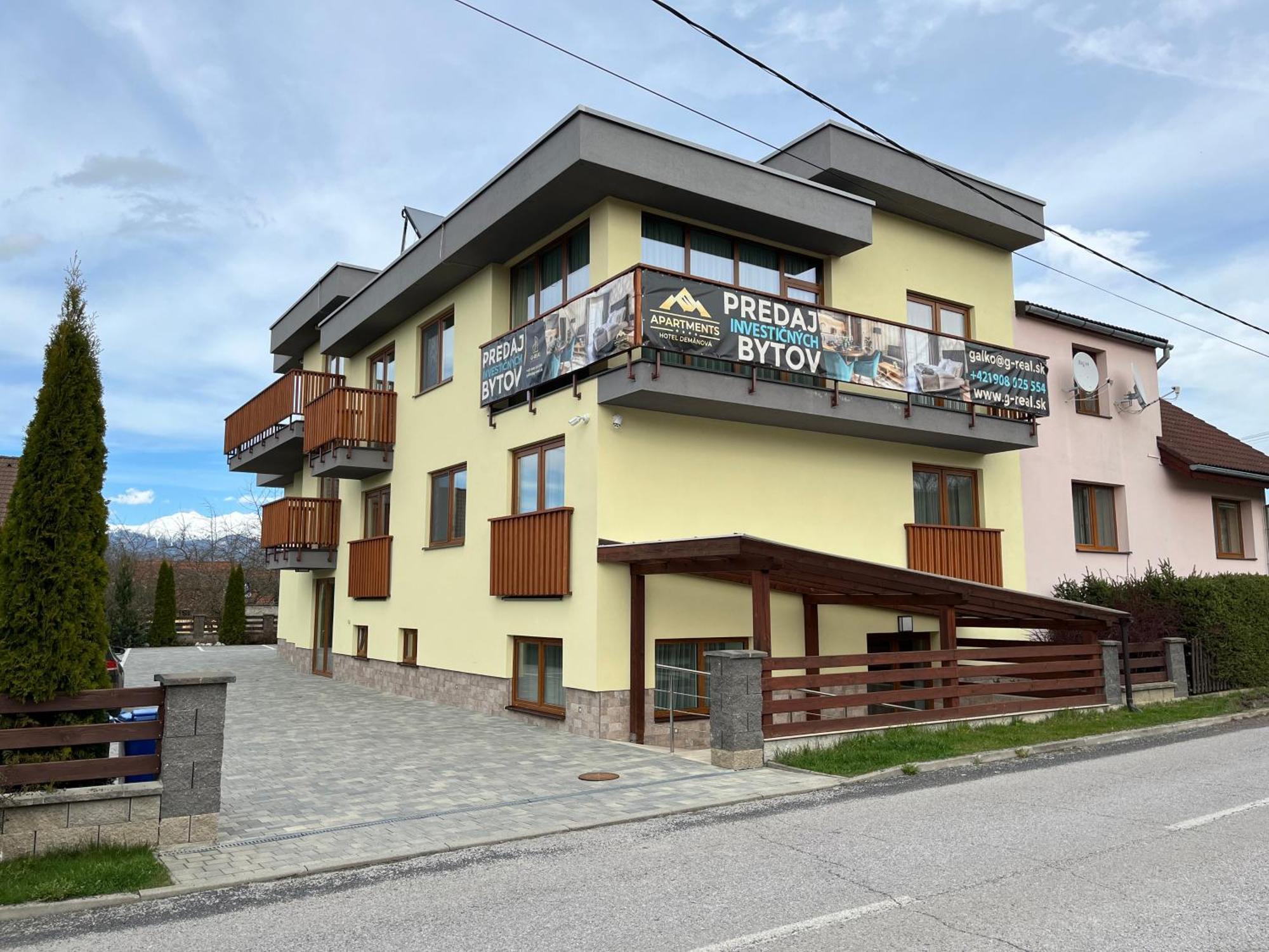 Hotel Demanova Apartments - Dependance Liptovský Mikuláš Extérieur photo